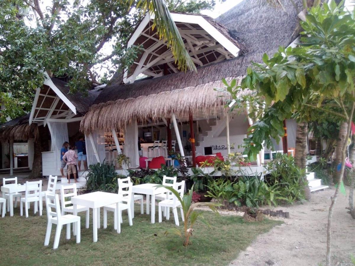 White Banana Beach Club General Luna  Εξωτερικό φωτογραφία