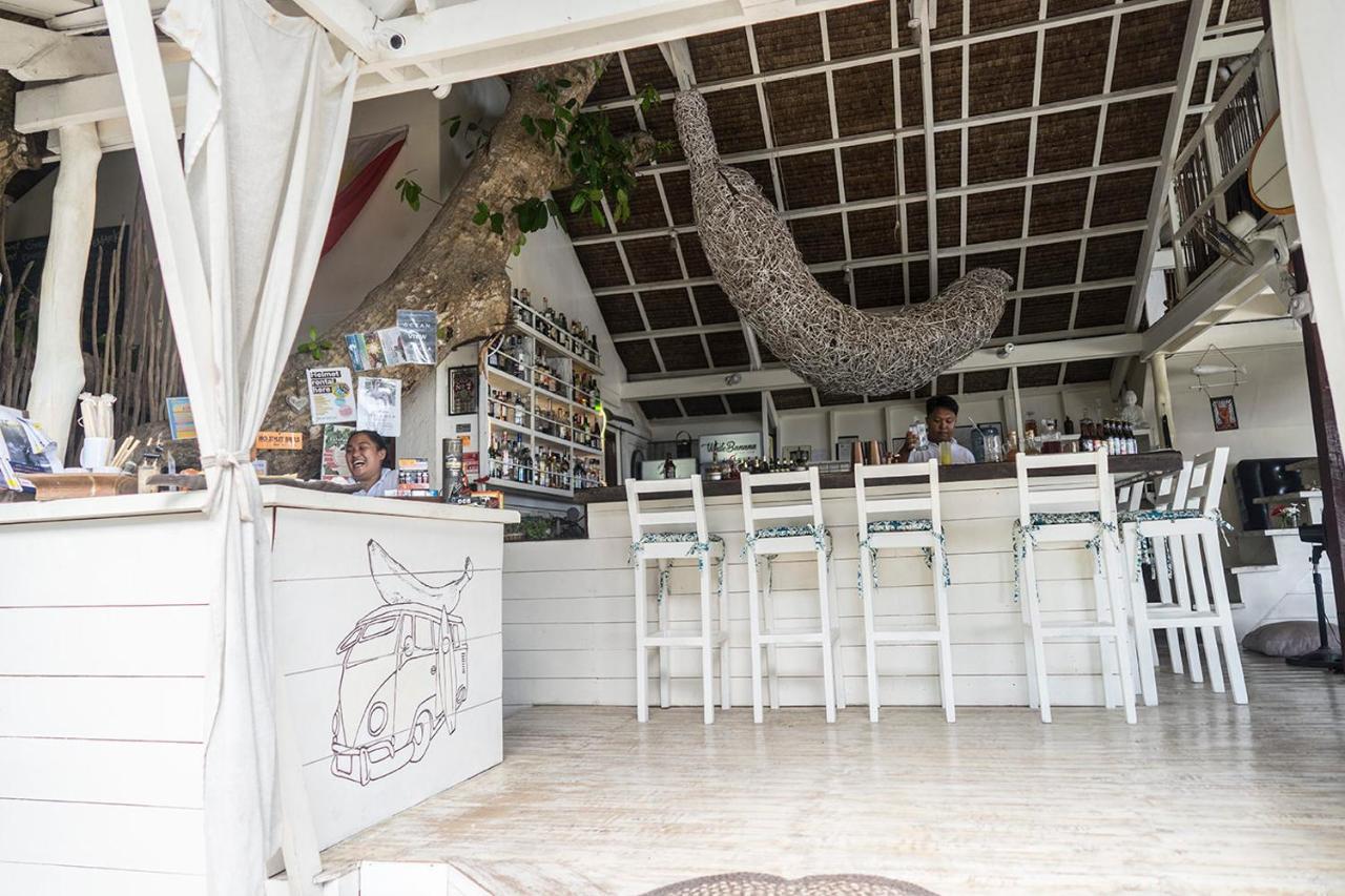 White Banana Beach Club General Luna  Εξωτερικό φωτογραφία
